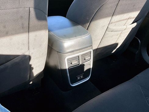 Used 2023 Dodge Charger SXT image 27