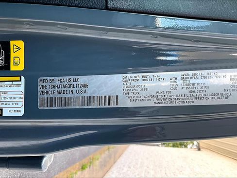 Used 2024 Jeep Gladiator Sport AWD/4WD image 31