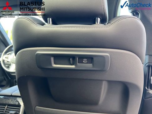 Used 2023 BMW X5 xDrive40i w/ M Sport Package AWD/4WD image 47