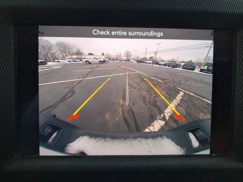 Certified 2022 Jeep Gladiator Willys image 25