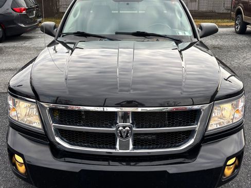 Used 2008 Dodge Dakota SLT image 2