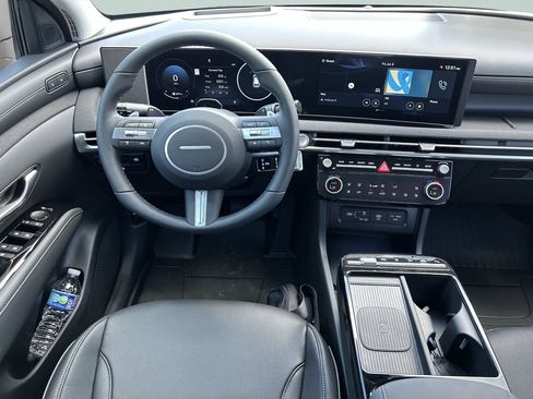 New 2026 Hyundai Tucson Limited FWD image 17