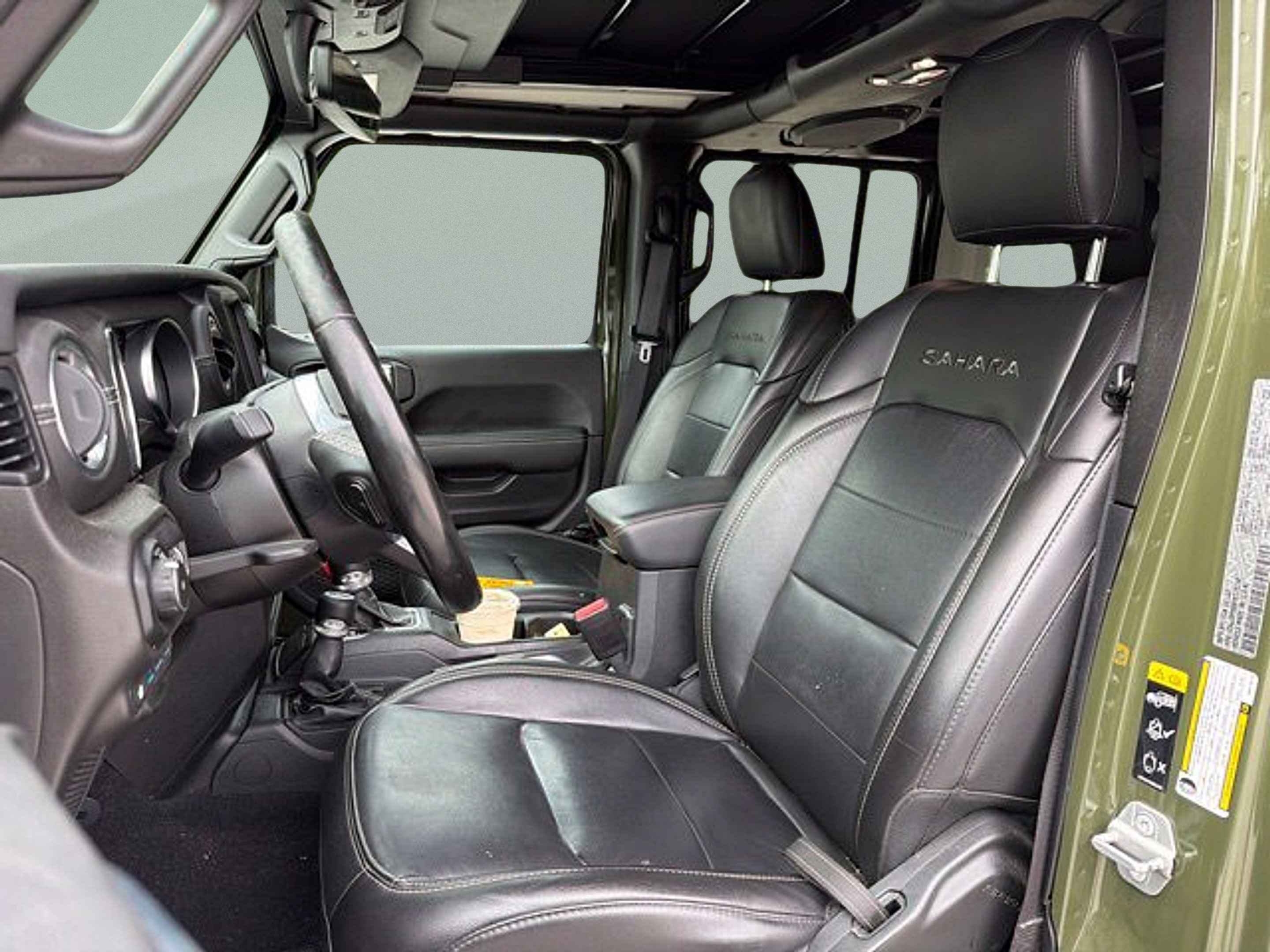 Used 2021 Jeep Wrangler Unlimited Sahara w/ Cold Weather Group AWD/4WD image 11