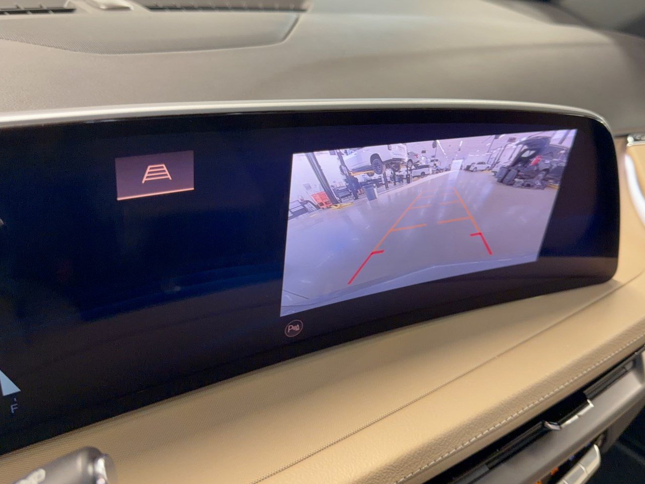 Used 2024 Cadillac XT4 Luxury FWD image 24