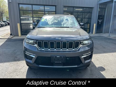 Used 2023 Jeep Grand Cherokee 4WD 4xe image 10