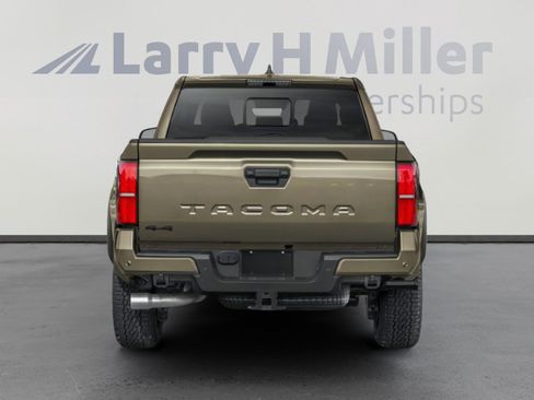 New 2026 Toyota Tacoma TRD Off-Road AWD/4WD image 7