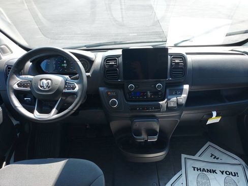 New 2024 RAM ProMaster 3500 w/ Delivery Van Package FWD image 15