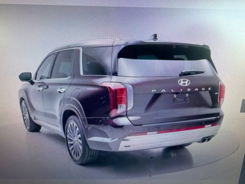 Used 2024 Hyundai Palisade Calligraphy AWD/4WD image 5