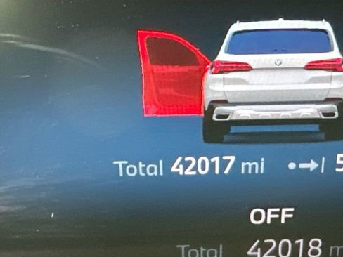 Used 2024 BMW X5 xDrive40i image 17