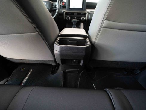 Used 2025 Toyota Tacoma TRD Off-Road image 22