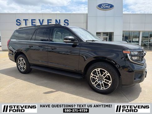 Used 2025 Ford Expedition Max Active AWD/4WD image 1