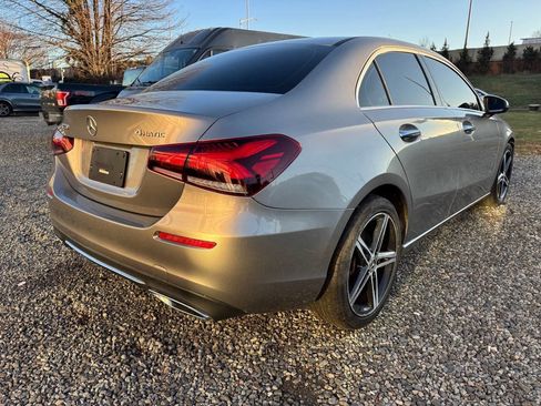 Used 2019 Mercedes-Benz A 220 4MATIC image 5