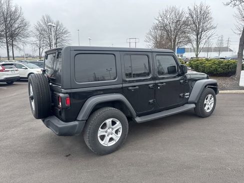 Used 2019 Jeep Wrangler Unlimited Sport S image 11