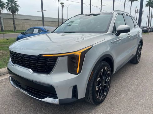 New 2026 Kia Sorento SX FWD image 3