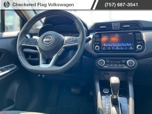 Used 2024 Nissan Versa SR FWD image 27