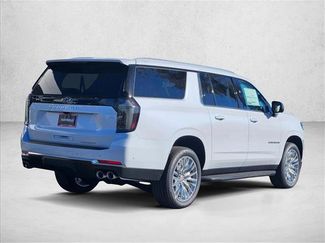 New 2026 Chevrolet Suburban Premier w/ Sun And Tow Package video 2