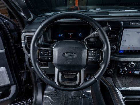 Used 2024 Ford F350 Platinum image 18