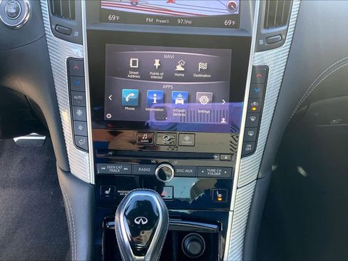 Used 2017 INFINITI Q60 3.0t Sport image 32