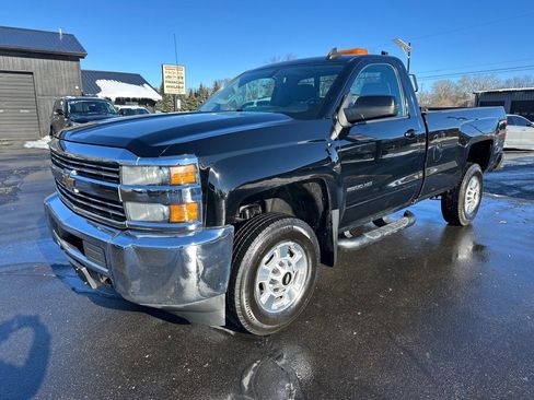 Used 2018 Chevrolet Silverado 2500 LT image 1