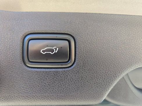 Used 2019 Kia Sorento SX w/ Limited image 15