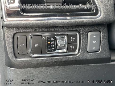 Used 2023 Lincoln Navigator L Reserve AWD/4WD image 16