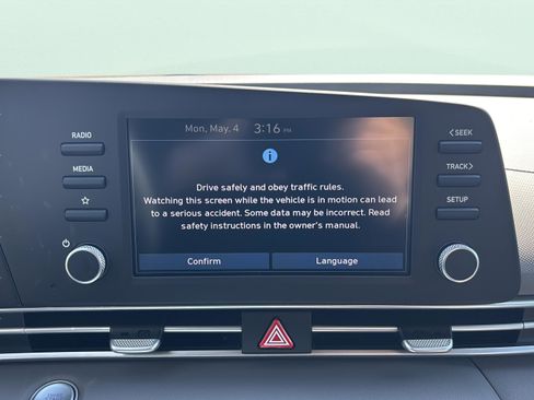 New 2026 Hyundai Elantra Sport FWD image 16