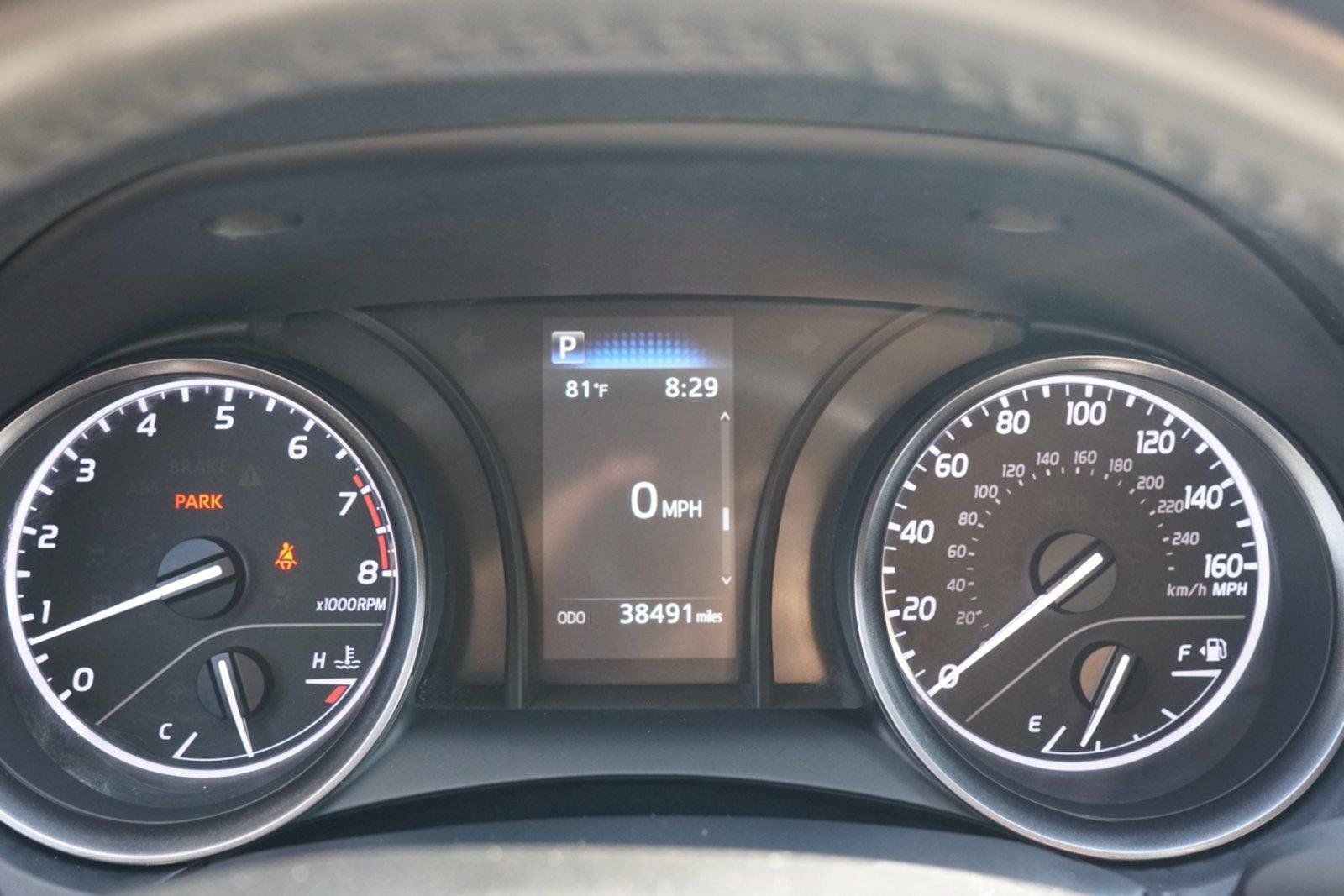 Used 2024 Toyota Camry SE FWD image 18