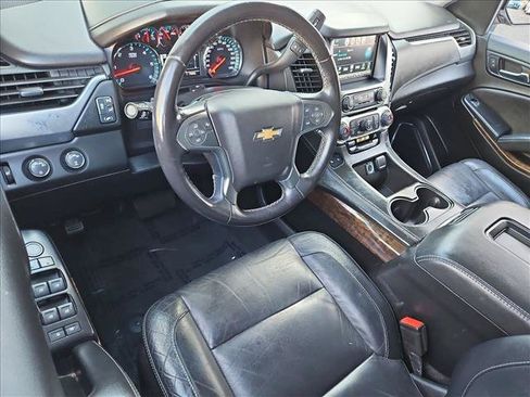 Used 2020 Chevrolet Suburban LT AWD/4WD image 10