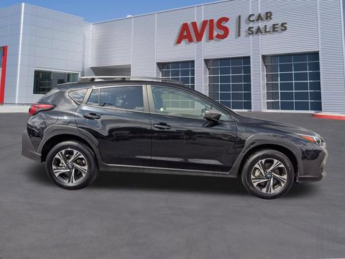 Used 2025 Subaru Crosstrek 2.5i Premium AWD/4WD image 7