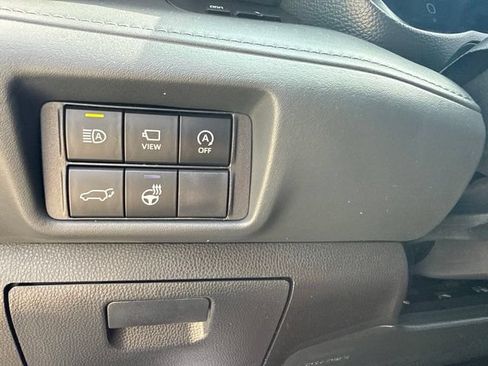 Used 2024 Toyota Highlander Platinum AWD/4WD image 25