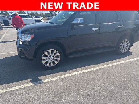 Used 2010 Toyota Sequoia Platinum image 2