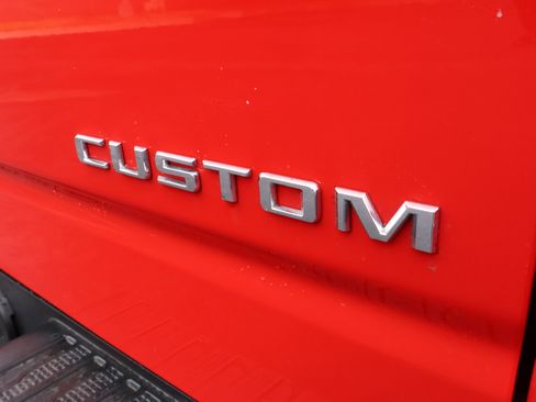 Used 2019 Chevrolet Silverado 1500 Custom w/ Infotainment Package image 21