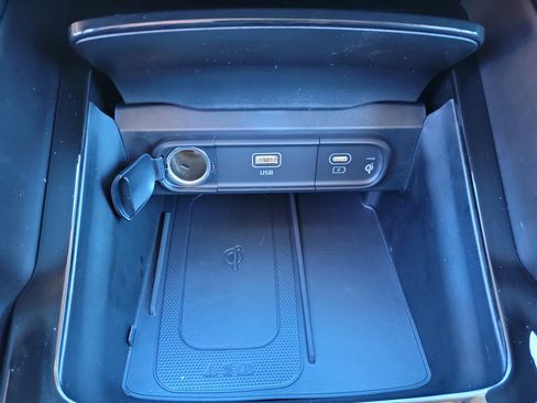 New 2025 Kia Telluride S image 13