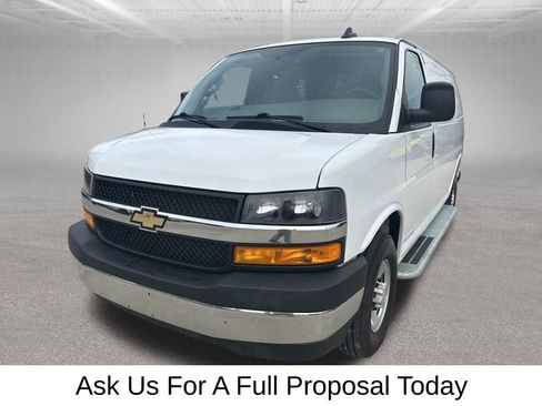 Used 2024 Chevrolet Express 2500 w/ Driver Convenience Package image 6