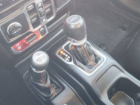 Used 2021 Jeep Gladiator Mojave image 20