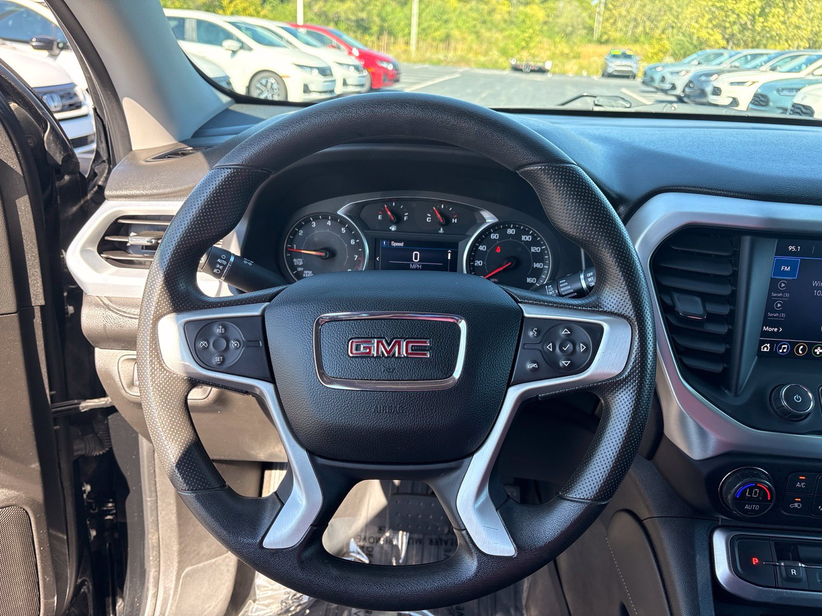 Used 2021 GMC Acadia SLE w/ Driver Convenience Package FWD image 17