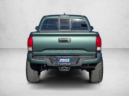 Used 2016 Toyota Tacoma TRD Sport w/ Towing Package image 6