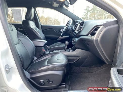 Used 2019 Jeep Cherokee High Altitude image 6