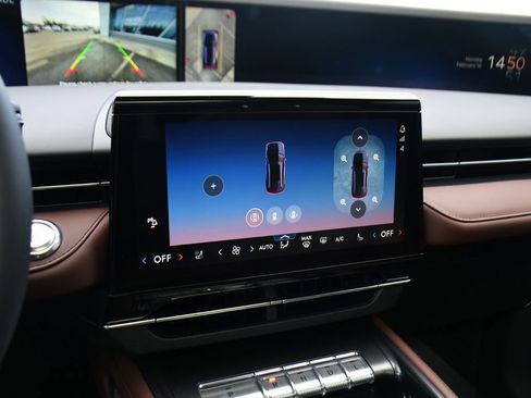 New 2026 Lincoln Nautilus Reserve w/ Jet Appearance Package image 29