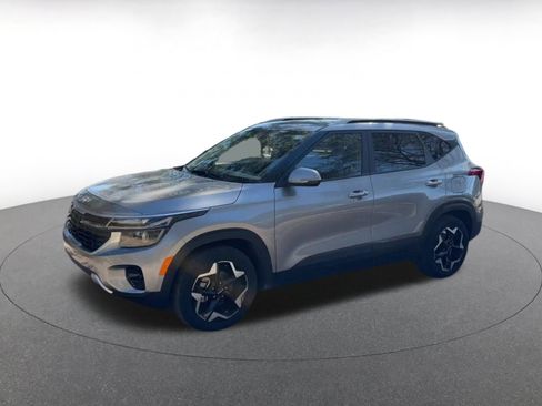 Used 2025 Kia Seltos S image 8