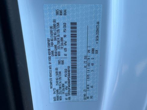 Used 2023 Ford F450 XL w/ XL Chrome Package image 27