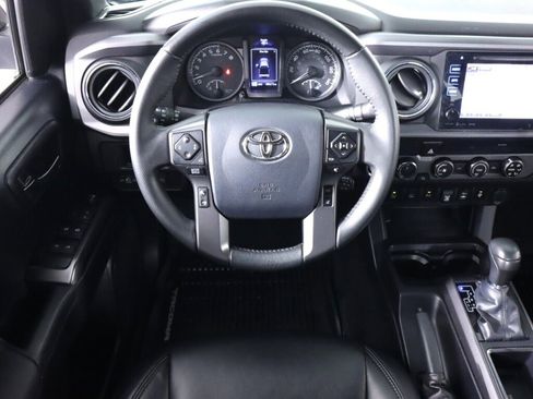 Used 2019 Toyota Tacoma TRD Off-Road image 30