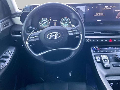Used 2024 Hyundai Palisade SEL FWD image 6