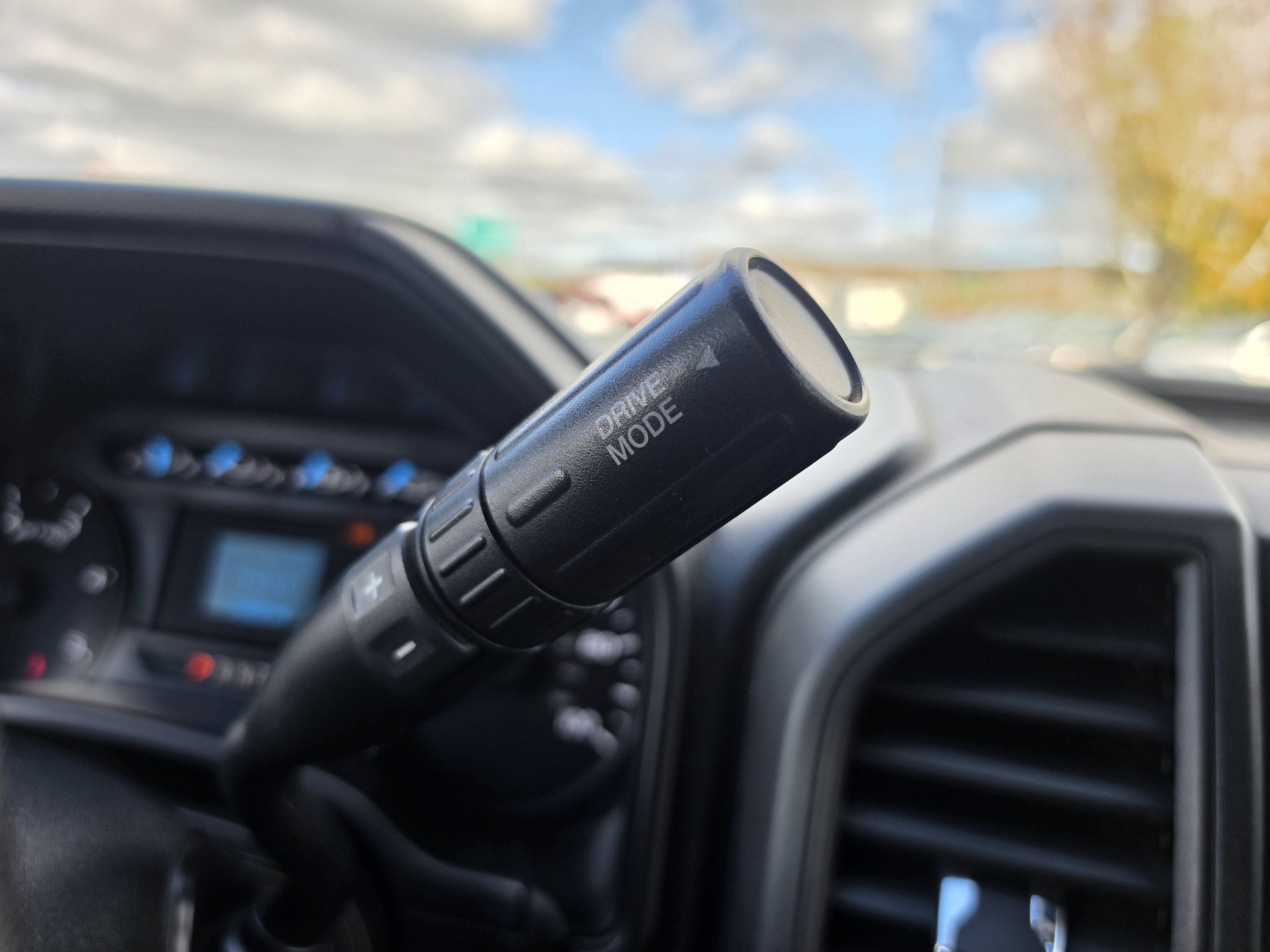 Used 2021 Ford F250 XL w/ STX Appearance Package AWD/4WD image 24