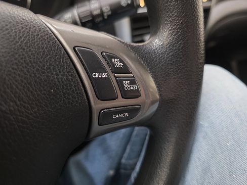 Used 2011 Subaru Forester 2.5X w/ Alloy Wheel Value Pkg image 49