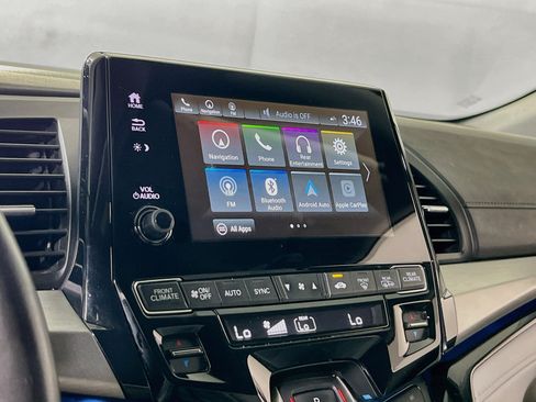 Used 2023 Honda Odyssey Touring image 15