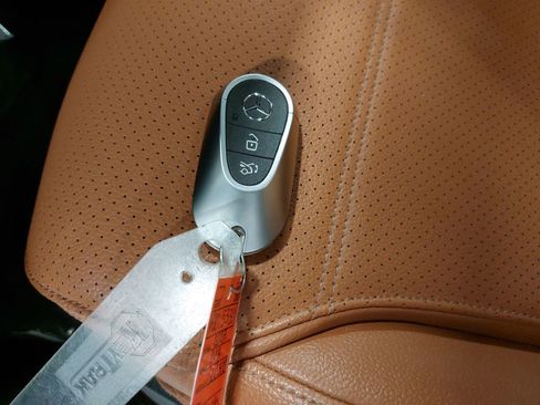 Used 2023 Mercedes-Benz GLC 300 GLC 300 image 37