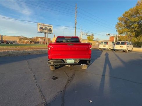 Certified 2024 Chevrolet Silverado 1500 LT Trail Boss w/ Convenience Package II image 7