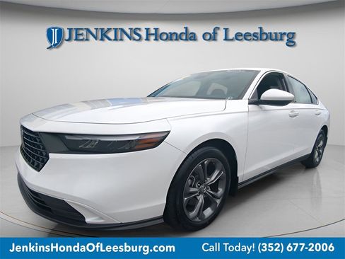 Used 2024 Honda Accord EX image 8