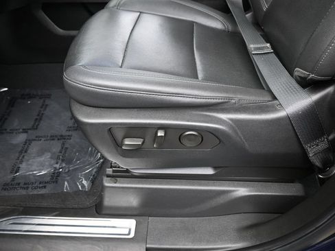 Used 2022 Chevrolet Silverado 1500 LTZ RWD image 16